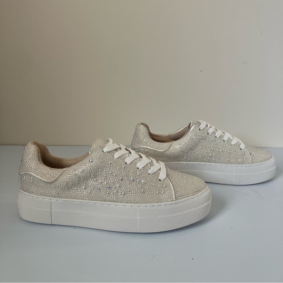 Betsey Johnson Suton Highwall Pearl Bling Platform Sneaker size 6 - Picture 3 of 12